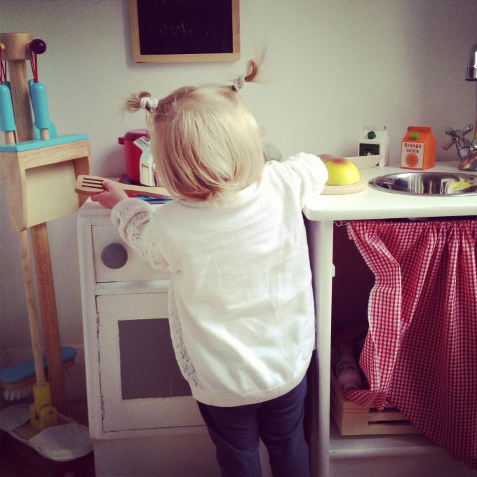 Make Your Own Toy Kitchen