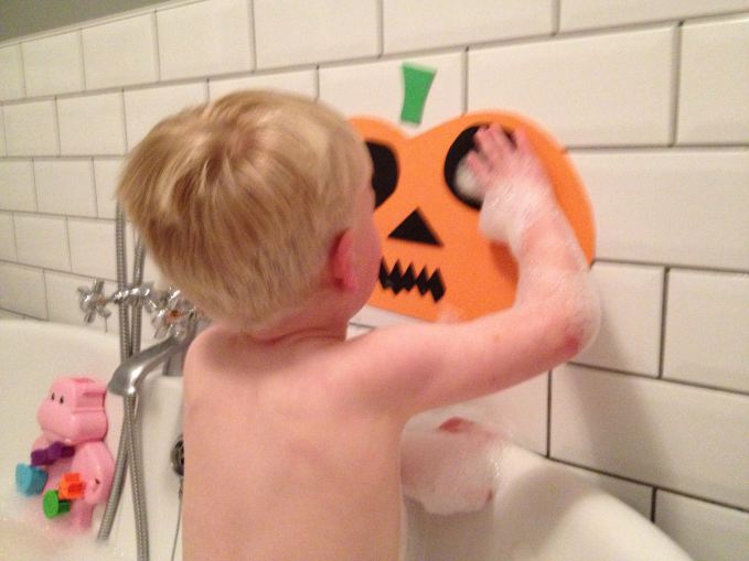 Bathtime Halloween Pumpkins
