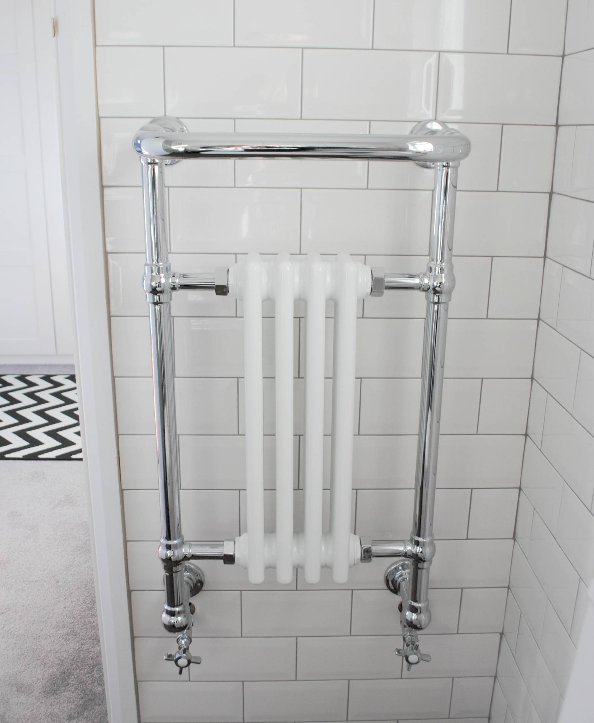 Our Loft En-Suite Bathroom - The Spirited Puddle Jumper