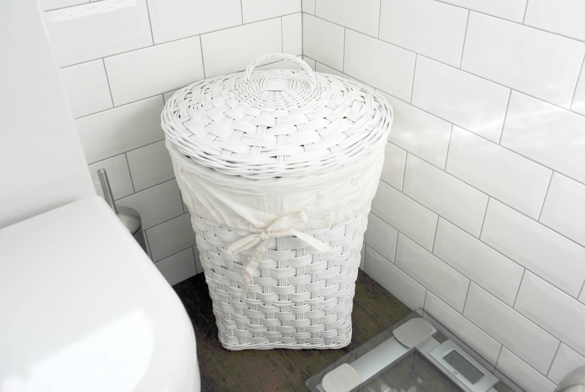 Our Loft En-Suite Bathroom - The Spirited Puddle Jumper