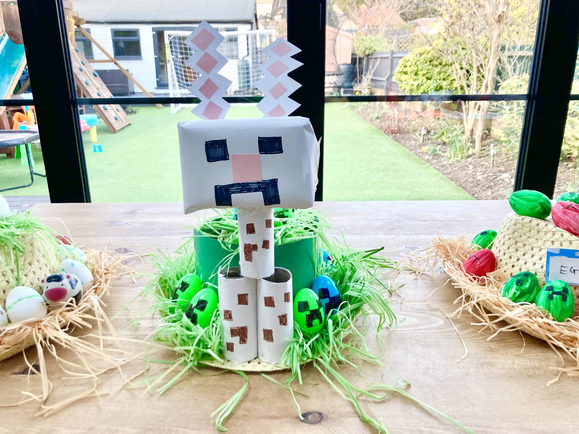 Minecraft Easter hat Easter bunny