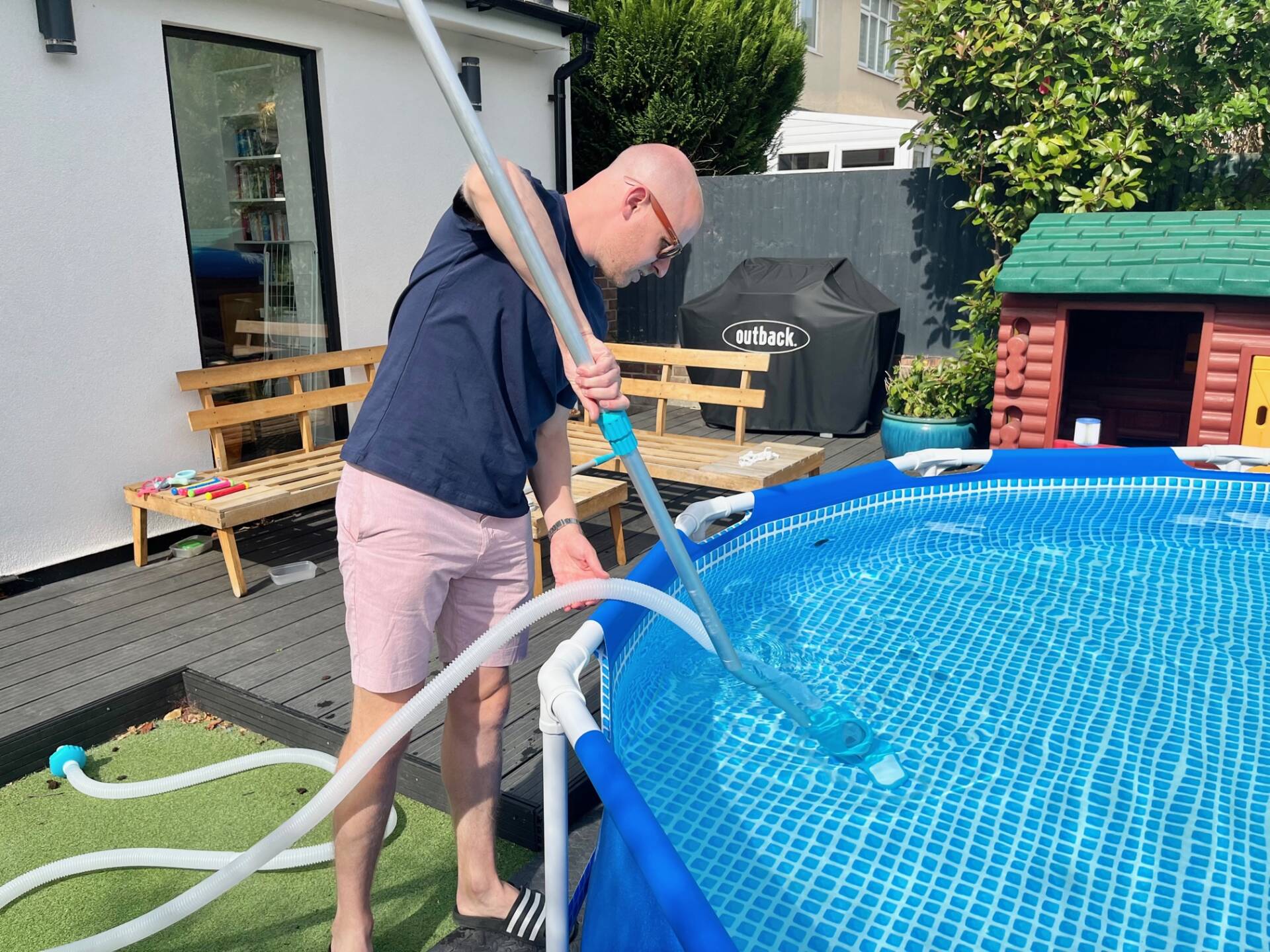 cleaning Intex 10ft frame pool