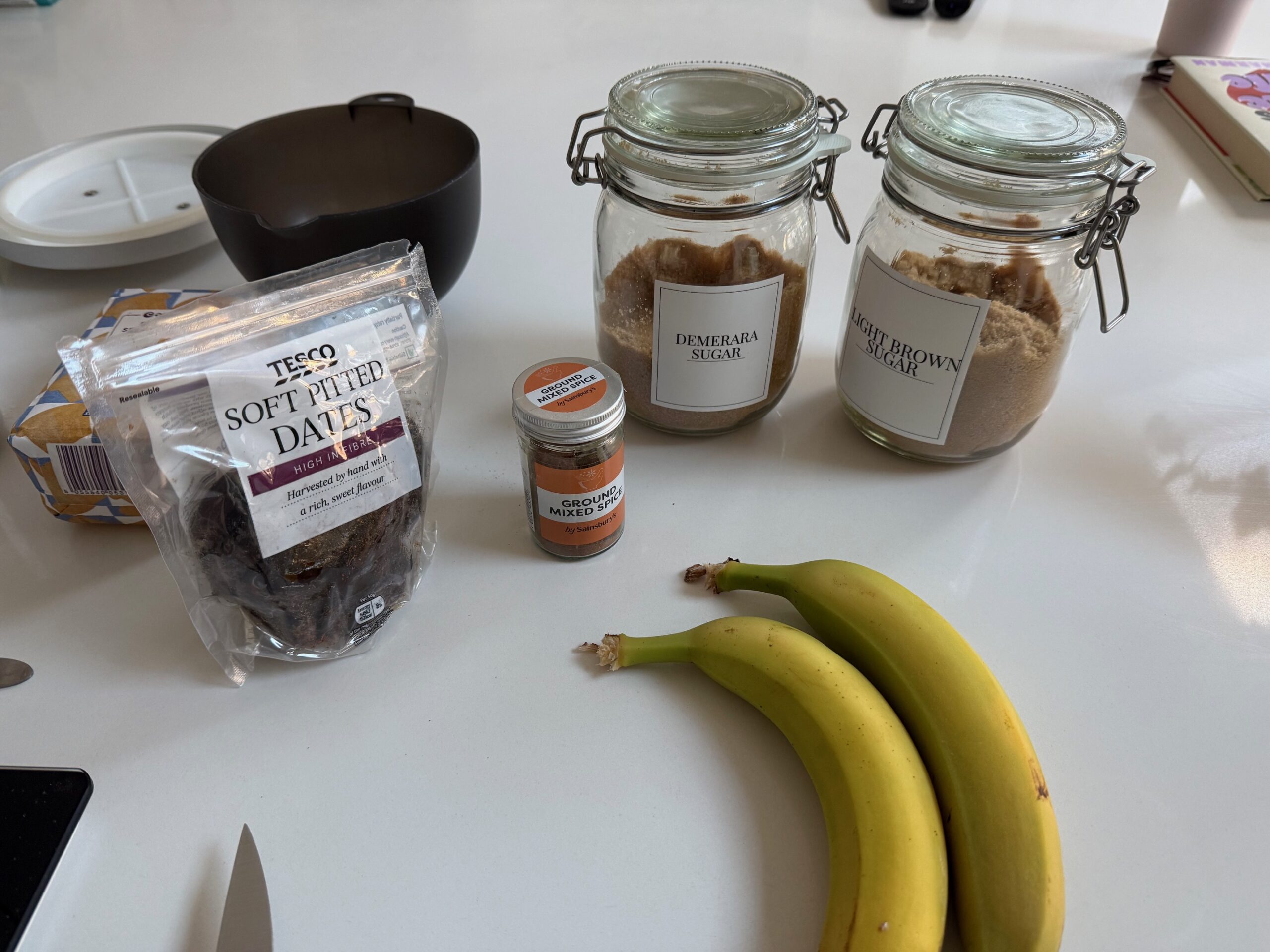banana and date loaf ingredients