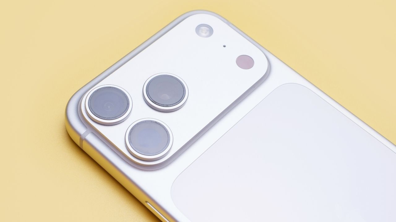 7 Best iPhone 18 Pro Cases to Protect Your New Phone (2026)